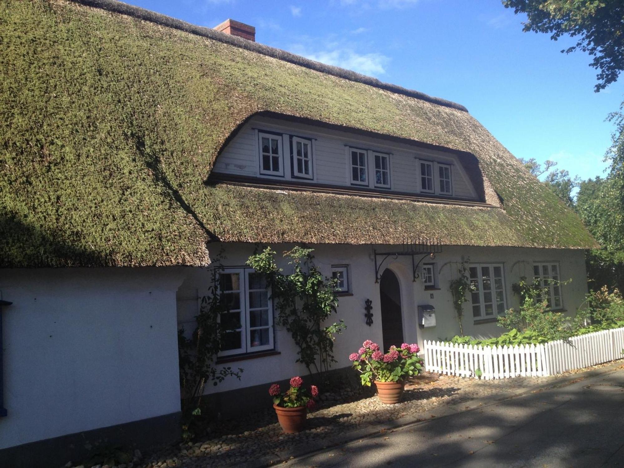 Reetstuebchen Nieblum Exterior foto